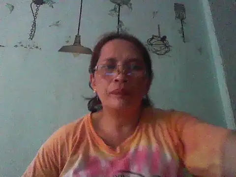 momshe2026 online show from 06-19-26, 07:45