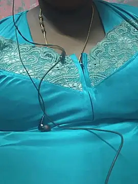 Snapshot of geetha431 chatting on 05-28-26, 05:54 geetha431 online show from 05-28-26, 05:54
