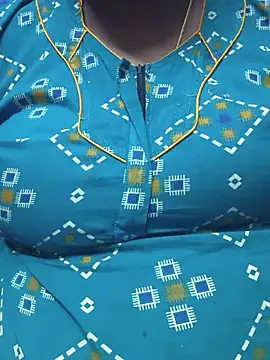 Snapshot of geetha431 chatting on 05-29-26, 11:03 geetha431 online show from 05-29-26, 11:03