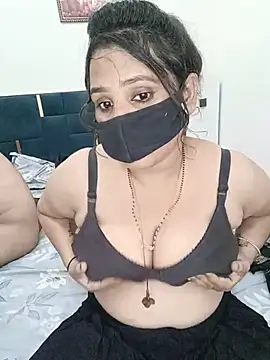 Model 0088 online show from 07-18-26, 02:21