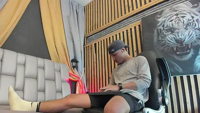Camilo Contreras online show from 07-17-26, 07:41