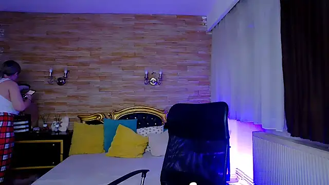 Snapshot of MiraHaze chatting on 02-16-25, 02:54 MiraHaze online show from 02-16-25, 02:54