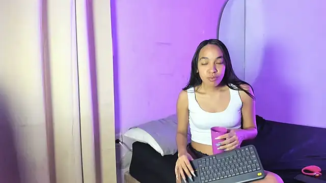 Teenssweet18 online show from 07-23-26, 03:15