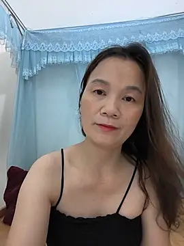 Lye lovely online show from 06-08-26, 01:00