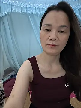 Lye lovely online show from 07-15-26, 02:06
