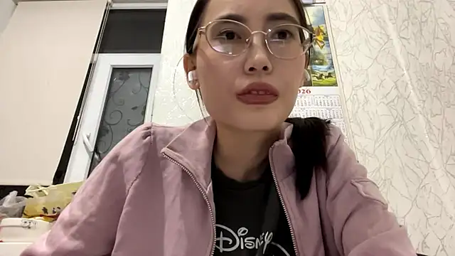 VickieTrudo online show from 06-01-26, 08:10