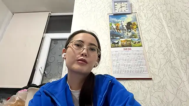 VickieTrudo online show from 06-02-26, 09:39