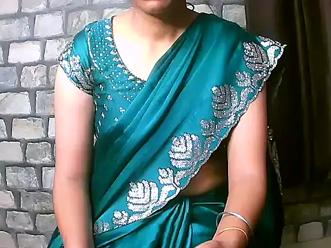 Snapshot of DOLI_cut chatting on 05-27-26, 03:42 DOLI cut online show from 05-27-26, 03:42