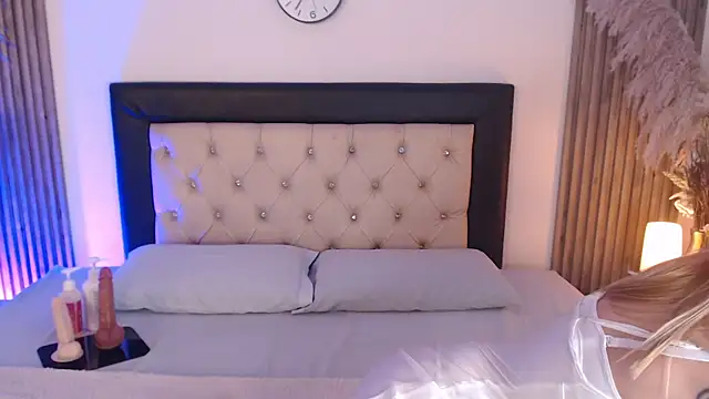 Sia Foxx01 online show from 07-14-26, 03:22