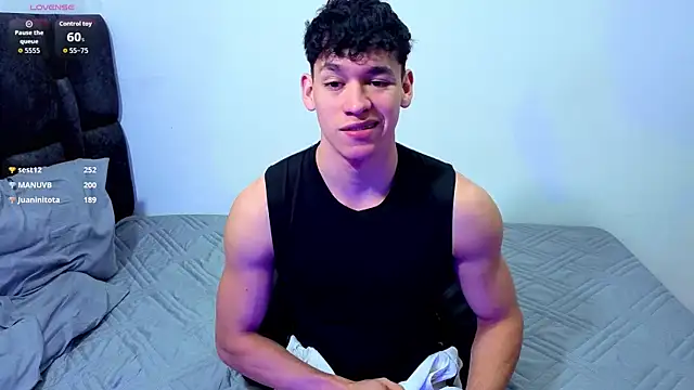 Luke Muscle online show from 07-10-26, 01:36