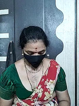 Snapshot of Leela_555 chatting on 05-30-26, 02:25 Leela 555 online show from 05-30-26, 02:25