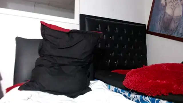 Snapshot of angelo_cox chatting on 01-10-25, 11:43 angelo cox online show from 01-10-25, 11:43