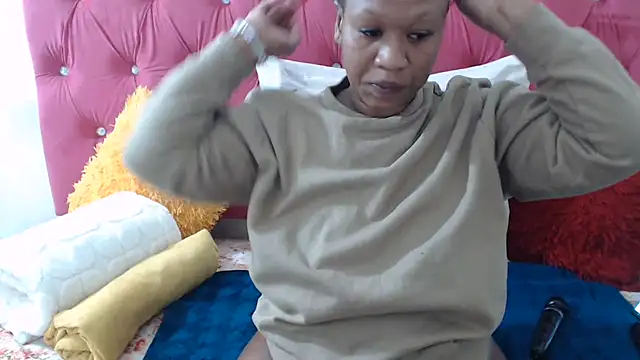 PEACHESX25x online show from 07-25-26, 07:44