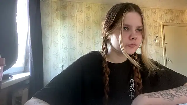 SusanaLeichty online show from 07-17-26, 02:56