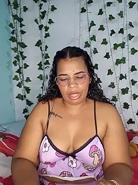 Snapshot of Bigass_Curly02 chatting on 06-16-26, 02:03 Bigass Curly02 online show from 06-16-26, 02:03