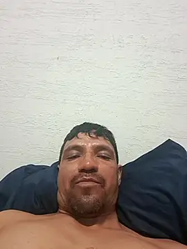 Snapshot of clercnacho chatting on 05-23-26, 02:28 clercnacho online show from 05-23-26, 02:28