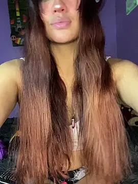 Leyla collinss  online show from 07-18-26, 03:54