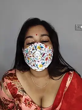 Snapshot of Iniya_Diya chatting on 05-23-26, 02:43 Iniya Diya online show from 05-23-26, 02:43