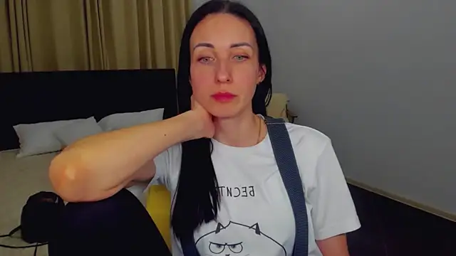 Snapshot of BouncySweety chatting on 03-07-25, 05:49 BouncySweety online show from 03-07-25, 05:49