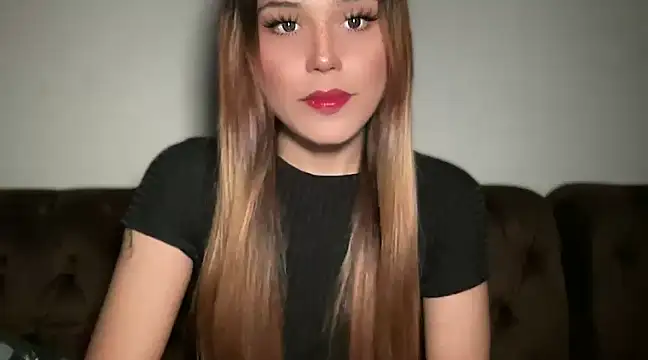 Snapshot of Nami_Campbell chatting on 12-12-24, 06:57 Nami Campbell online show from 12-12-24, 06:57