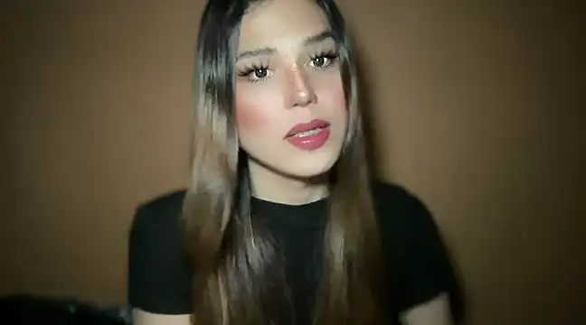 Snapshot of Nami_Campbell chatting on 12-26-24, 06:54 Nami Campbell online show from 12-26-24, 06:54