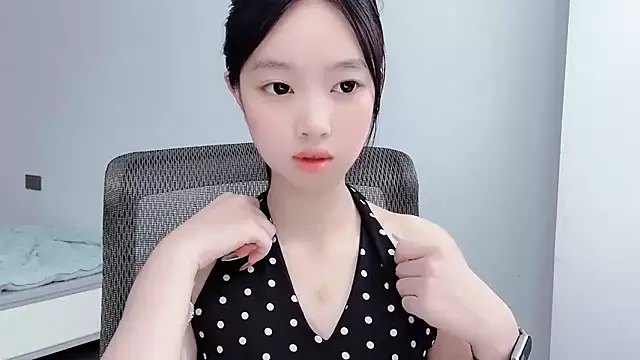 Yoyo33355 online show from 07-24-26, 03:37