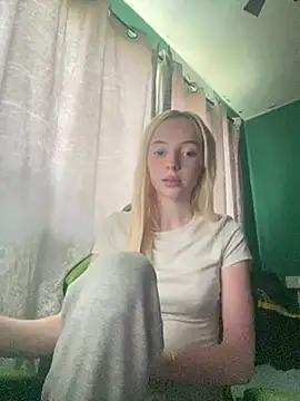 Snapshot of Glowing_Manny_Riah chatting on 05-24-26, 05:51 Glowing Manny Riah online show from 05-24-26, 05:51
