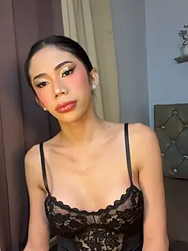 CassandraLovve online show from 07-29-26, 10:02