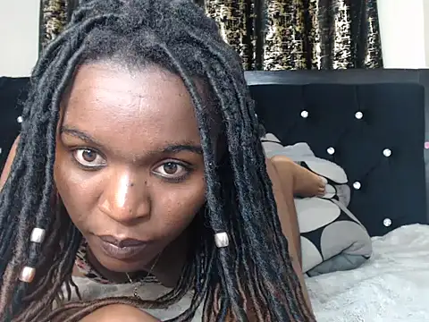 ebonyempress25 online show from 06-12-26, 08:30