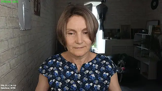 Snapshot of Mabel_Magic chatting on 06-26-26, 12:42 Mabel Magic online show from 06-26-26, 12:42