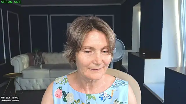 Snapshot of Mabel_Magic chatting on 07-28-26, 03:21 Mabel Magic online show from 07-28-26, 03:21