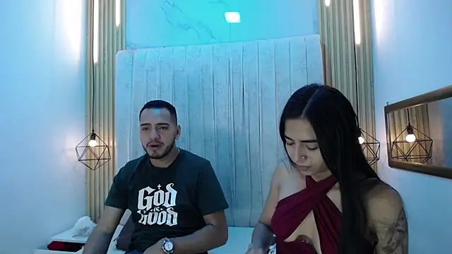 CarolinaySebas online show from 07-18-26, 02:21