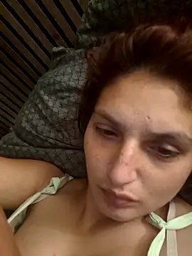 Snapshot of resstess chatting on 05-27-26, 01:57 resstess online show from 05-27-26, 01:57