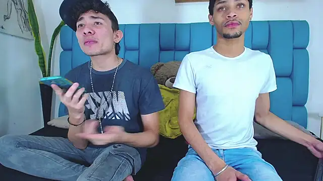 STRANGER BOYS online show from 07-15-26, 11:21