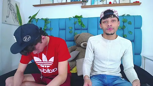 STRANGER BOYS online show from 07-17-26, 11:20