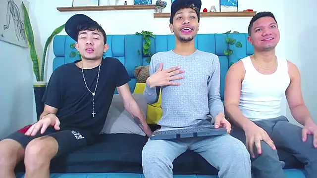 STRANGER BOYS online show from 07-19-26, 05:05