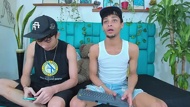 STRANGER BOYS online show from 07-21-26, 11:18