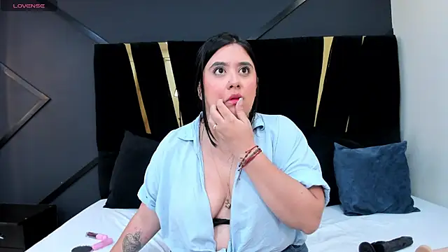 maite graay online show from 06-01-26, 12:51