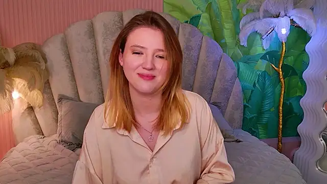 Laura Stellar online show from 07-28-26, 12:59