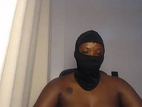 Snapshot of Ebony_heat chatting on 06-01-26, 05:47 Ebony heat online show from 06-01-26, 05:47