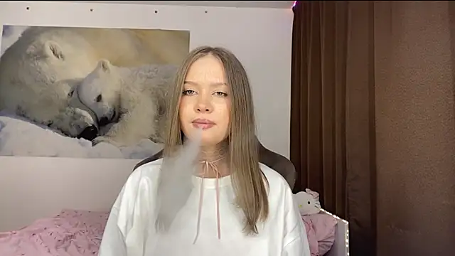 Snapshot of StefiMoon chatting on 05-26-26, 03:08 StefiMoon online show from 05-26-26, 03:08