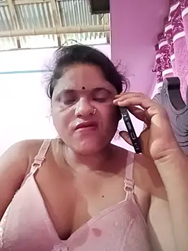 Snapshot of Maya_Vabi chatting on 06-05-26, 04:41 Maya Vabi online show from 06-05-26, 04:41