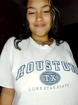 Evangeline Salas online show from 06-11-26, 02:33