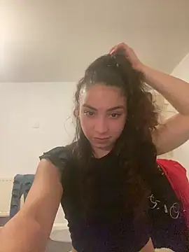 naomiiii55 online show from 06-05-26, 12:06