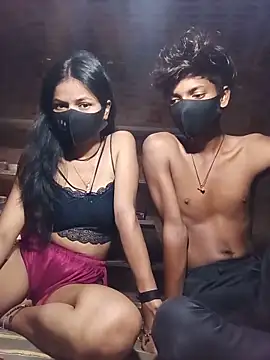 Model 816 online show from 05-30-26, 03:03