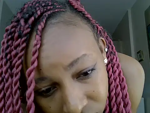 cocolaurah online show from 06-07-26, 11:36