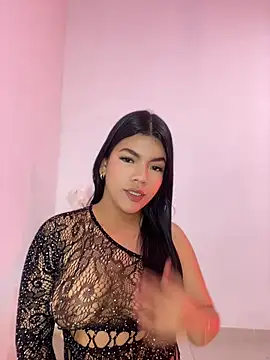 Dulce-Emi online show from 05-28-26, 01:14