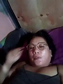 Snapshot of creampie_morena chatting on 05-31-26, 01:40 creampie morena online show from 05-31-26, 01:40