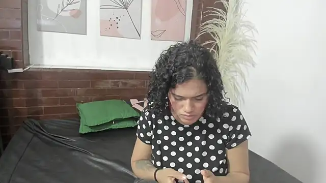 Atenajb  online show from 07-18-26, 03:44