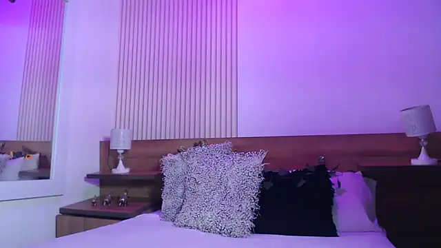 ValentinaGreyy online show from 07-25-26, 10:18